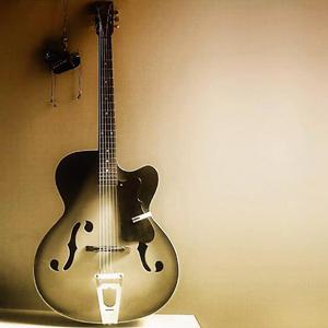 男人手婬出精过程Gay
